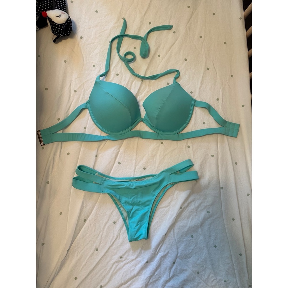 Victoria’s Secret Bikini